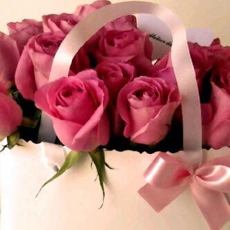 albandari19's profile picture. 