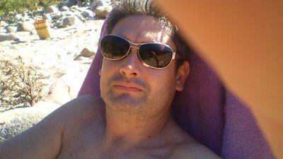 HernanLm22's profile picture. cuando el carro anda los melones se acomodan