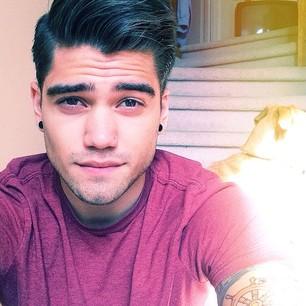 EnzoRPGDNB's profile picture. Ferme ta gueule, marche devant, et incline toi.