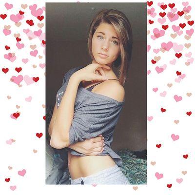 AlliMarieMortez's profile picture. 