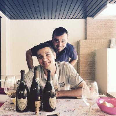 Juanjo_wns's profile picture. Encargado de los asuntos sin importancia.