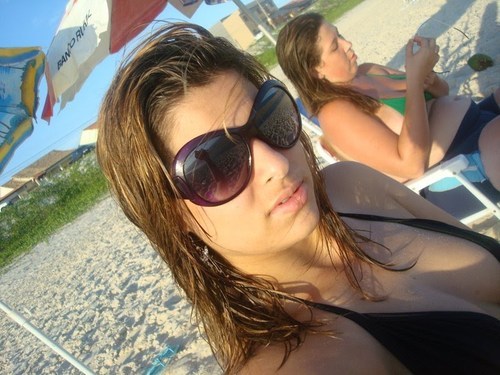 carollunz's profile picture. 