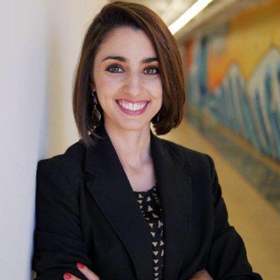 Italian Girl Tweeting in english :) I help #SMB grow their businesses with online #marketing