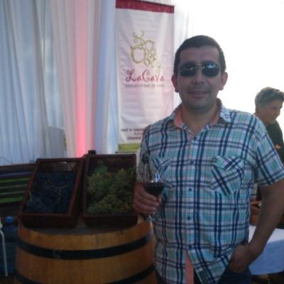 CesJav77's profile picture. Dios, Patria y Familia.