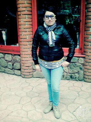 annitha120593's profile picture. 