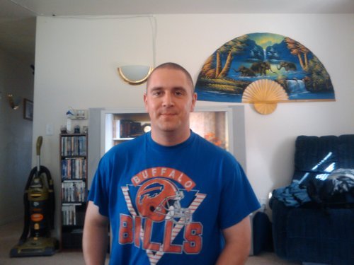 Mikey98277's profile picture. 