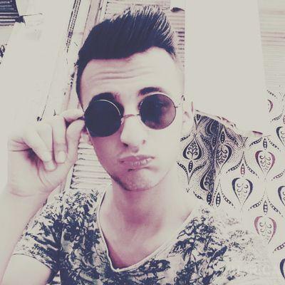 omerfrk1903's profile picture. 