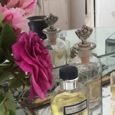 tips and ideas on creating an elegant home with a vintage feel... by Carli Norris