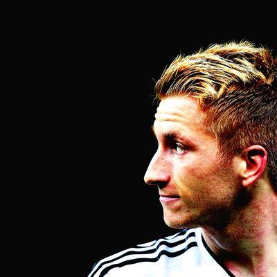 JohnMcVelosh's profile picture. I follow back 100%