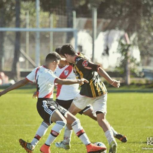 Si jugarías en el cielo, moriría por verte I.A.C.C♥ || Fútbol y nada mas♥