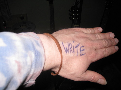 thepopscar's profile picture. 