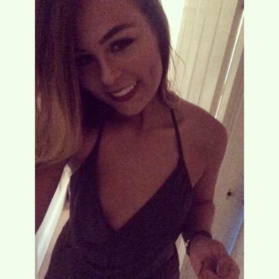 LucieFlew's profile picture. 