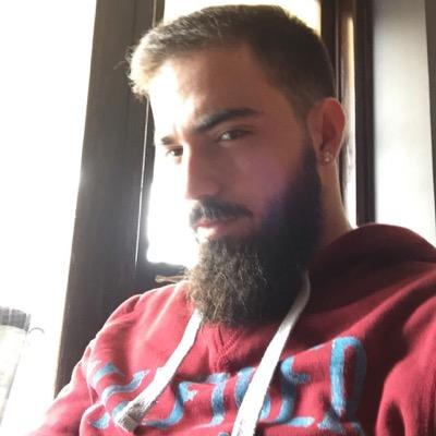 nikoslou's profile picture. student at @AUEB, share farmer