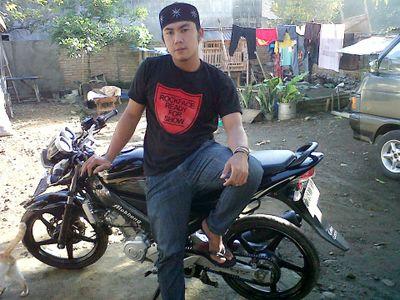 SanyzArfaz's profile picture. ingin memperbaiki diri