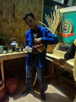 tidak ada yg abadi di dunia ini..... nama:agus. tangal lahir:15.01.1997 . agama islam 100% . bahasa: jawa dan indonesia.......