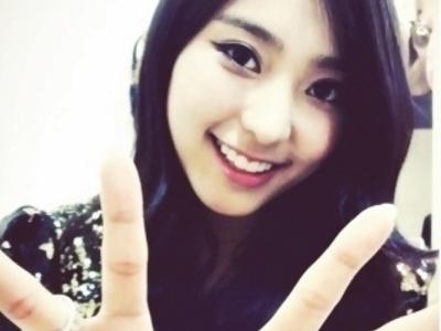 Qkq9xYu's profile picture. A community for zoo, sanctuary, aquarium andwildlife park news and photogrphs!  Tweet us your photo's and we ill retweet them!