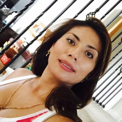 Alejandra_R's profile picture. 