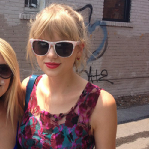 iflawlesswift's profile picture. -Swiftie, Belieber, Lovatic, Directioner, KatyCat.- /PLL-MMFD-TW-SPN-/