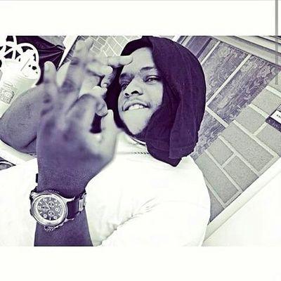 THIS IS GSTAR & GIO TWITTER FOLLOW US WE FOLLOW BACK