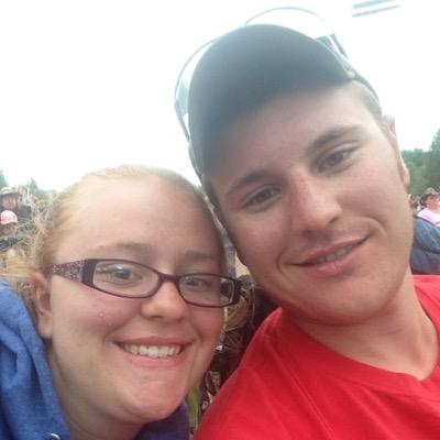 danielleeeashee's profile picture. 