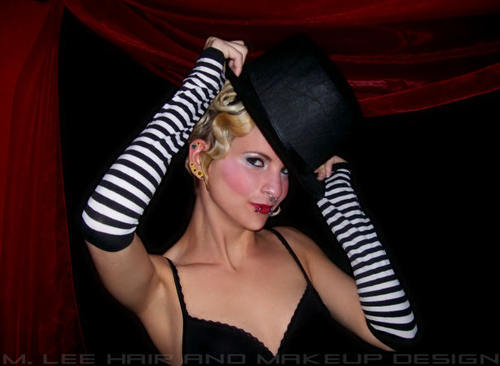 BettyLegz's profile picture. If you know me... then you know :)