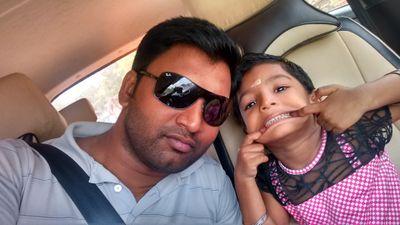 Saravinfotech's profile picture. 