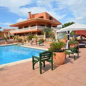 ViviendasInfos's profile picture. Todo tipo de viviendas con precios inmejorables. Pisos en primera linea de playa, duplex, bungalow y mucho más a su alcance.
Más información.⬇