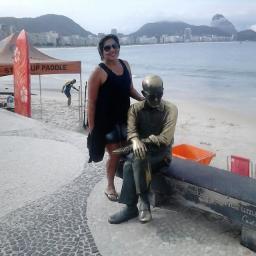 janasil40's profile picture. 