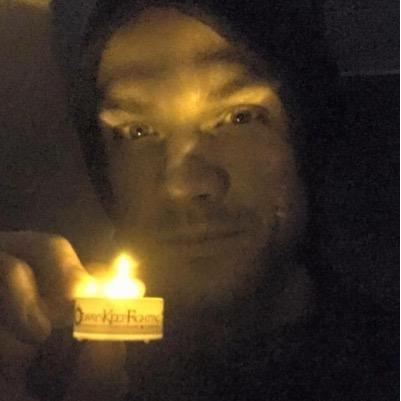 My hero wears a beanie.
#SPNFamily #AlwaysKeepFighting @jarpad