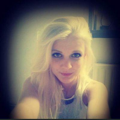 goossens_elysee's profile picture. Mijn naam is Elysée Goossens, geboren op 10 mei 1995 te Leuven. Geniet van alle momenten die u mag beleven. Mocht u vragen hebben, Vragen staat vrij!