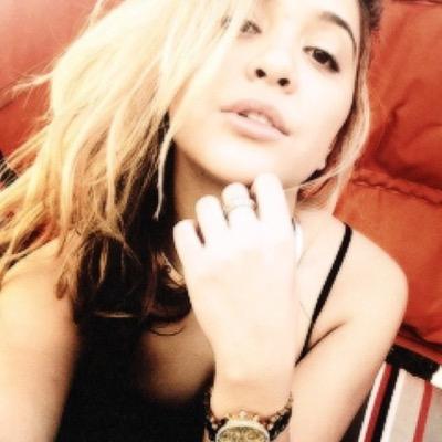 stellarpgpug's profile picture. i may be bad but i'm perfectly good at it.