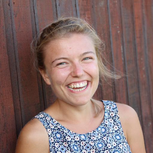 lucindascharff's profile picture. Doctor I Clinical Advisor @GoogleHealth I all opinions my own