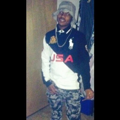 heemgmg's profile picture. frontstreetshit #gang#gang #RIPDaReal #FreeDaSoldiers keep ur head up and get ur bread up love my brovvaas dont go nomo without my brovvas