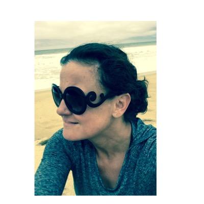 holyhsich's profile picture. professional nail biter, amongst other shenanigans.