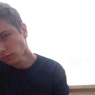 JaysonRPGOTD's profile picture. ya pas de je t'aime, jte baise et tu fermes ta gueule