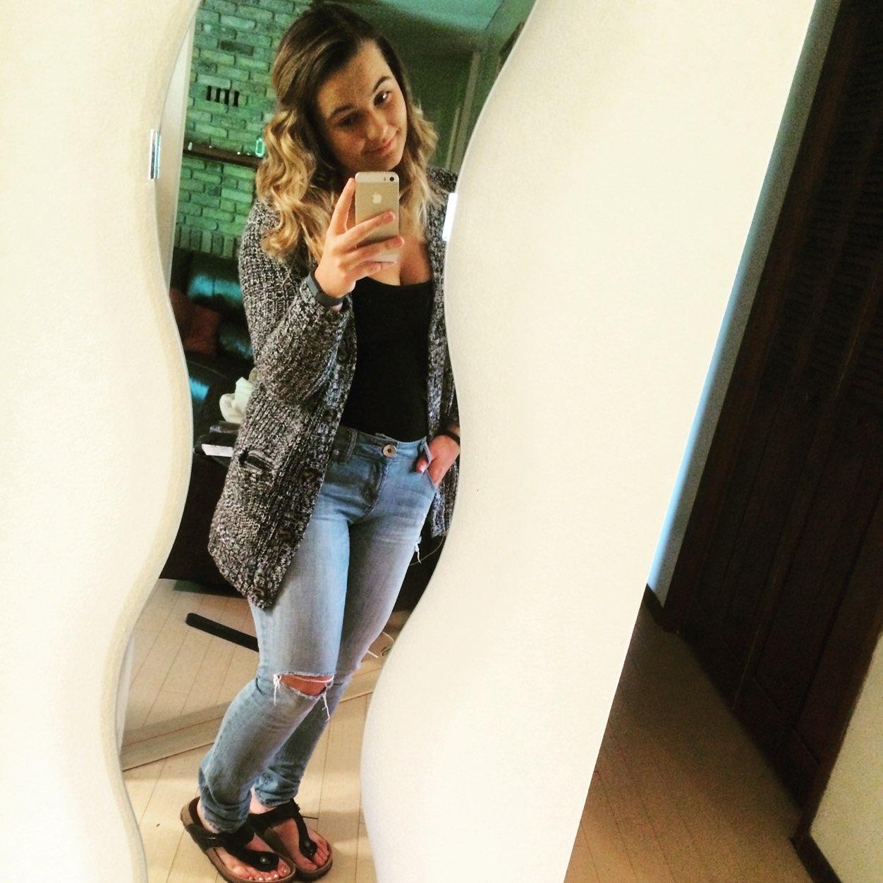 KellyMendrun's profile picture. Make everything count, regret nothing, and stay true to who you are