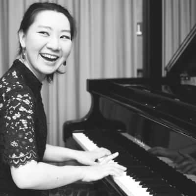 Kazakh - British🇬🇧🇰🇿 pianist🎹based in London