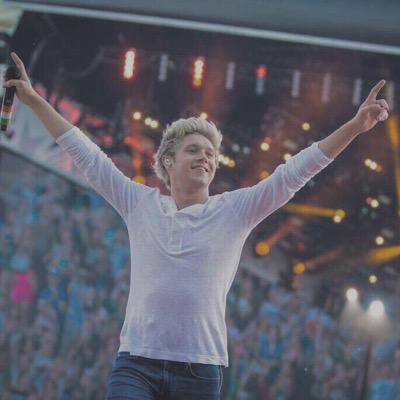 vibingotra's profile picture. 