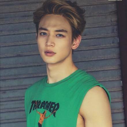 drop dead gorgeous and sexy wife of minho~