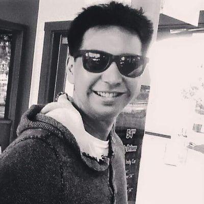 SaveTheGamers's profile picture. 