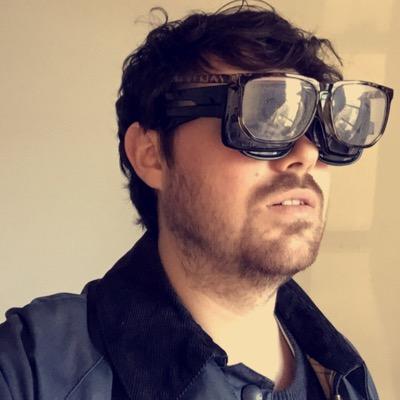 rorydunleavy's profile picture. Art directing, wine appreciating, trouble.