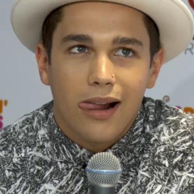 --i met him 12/10/14 -- (((;AUSTIN FOLLOWED 22:11pm - 2/2/15; )))