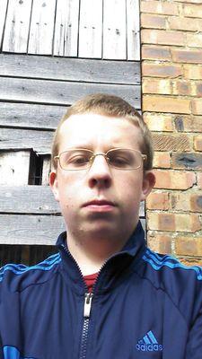 XSilverline's profile picture. hello its me Daniel, I'm 18 and proud to be British