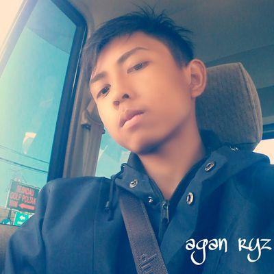 ariz_cr's profile picture. apapun yg ku lakukan adalah kemauan diri sendiri