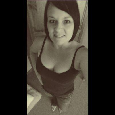 SuperGirlzFit's profile picture. Wife, Mom, Personal Trainer, Health & Fitness Coach & biz owner. Empowering & supporting all GIRLZ to live a healthy lifestyle.