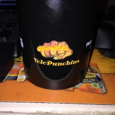 YoloPunchins's profile picture. DayZ freak. Stay fresh, Look sharp. Admin DayZ servers @ https://t.co/zFJPZu62So