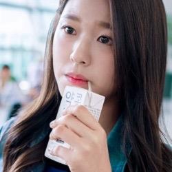 seoulnunivrp − Social Science; 김설현 as 아벨황 (Abelle R. Hwang), 1996 4th October. 20Trax. Part Time working as Covers model magazine & nurse.