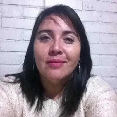 Contador Auditor, me encanta escuchar musica, sencilla y simpatica