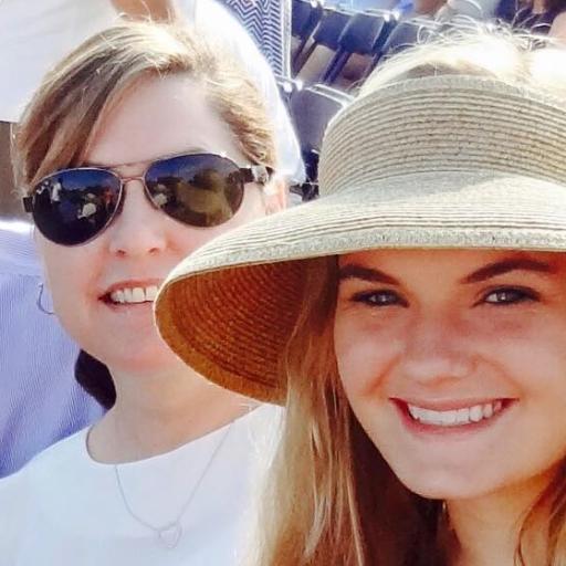 Wife, Mom, NFL & Fantasy Football fanatic, Mild celeb stalker, Wanna be World Traveler, ❤️WFU & UGA