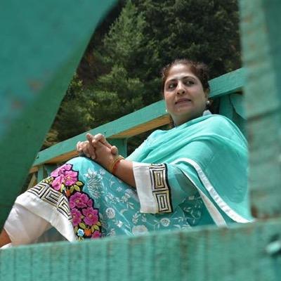 Kashmiri Folk Singer